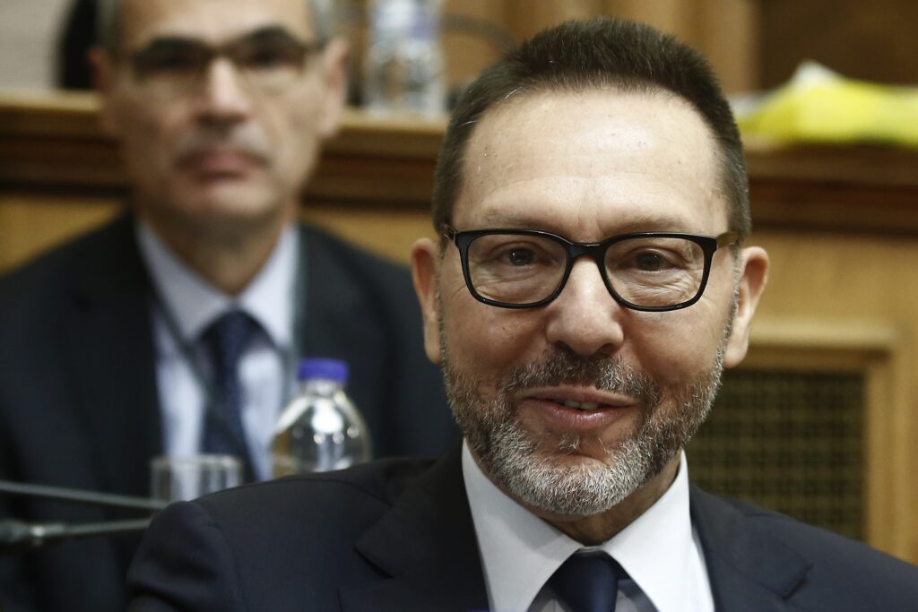 ΝΔ, ΣΥΡΙΖΑ και ΚΙΝΑΛ ανανέωσαν τη θητεία του Γ. Στουρνάρα