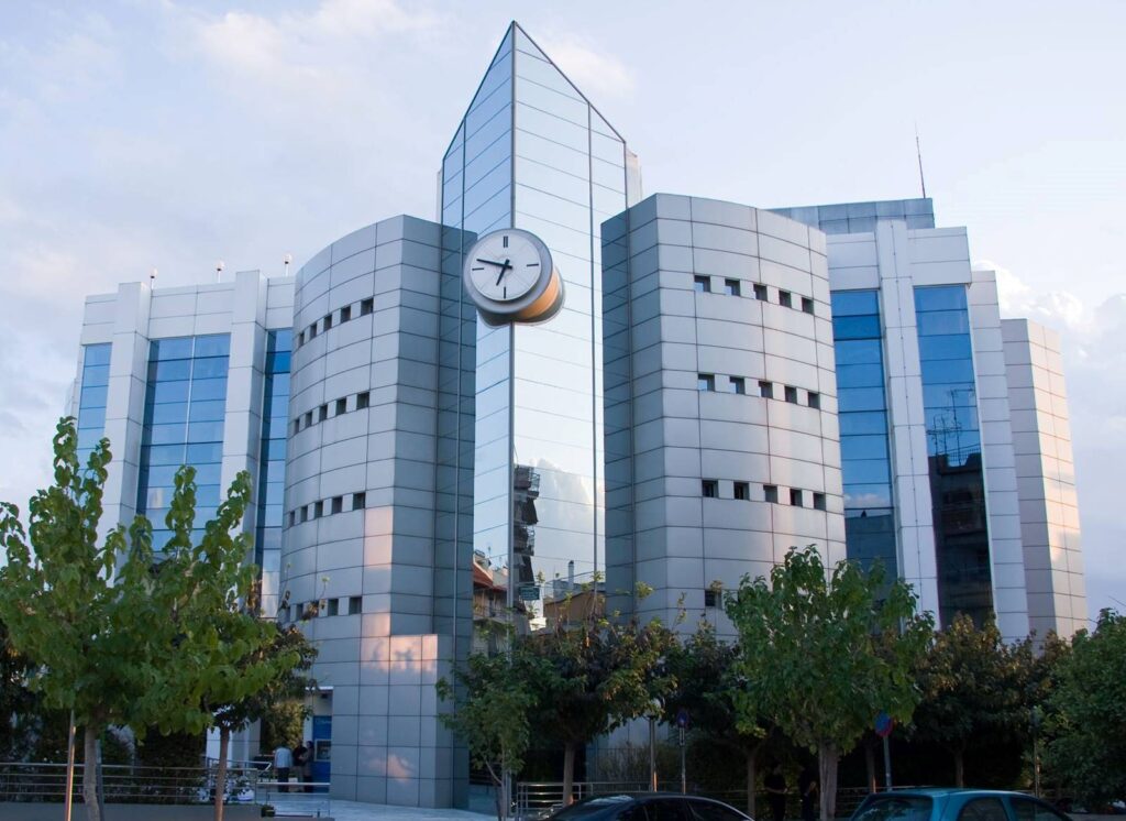Δήμος Ιλίου: Ομόφωνο ψήφισμα για την απομάκρυνση κεραίας κινητής τηλεφωνίας