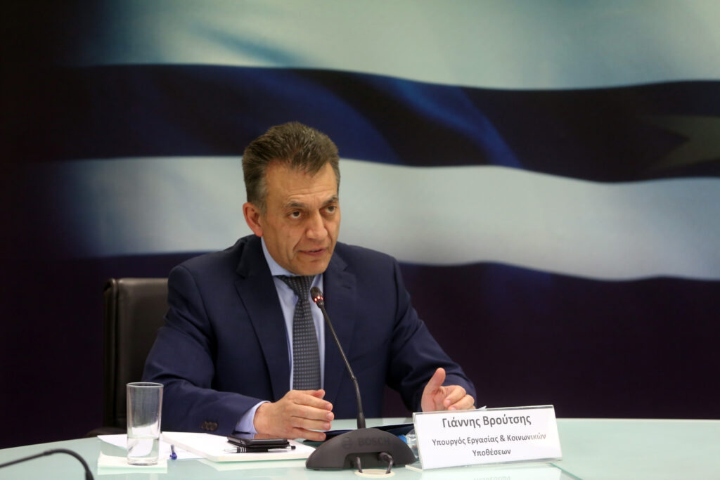 Γ. Βρούτσης: Στις 9 Ιουλίου, τα αναδρομικά των επικουρικών συντάξεων.