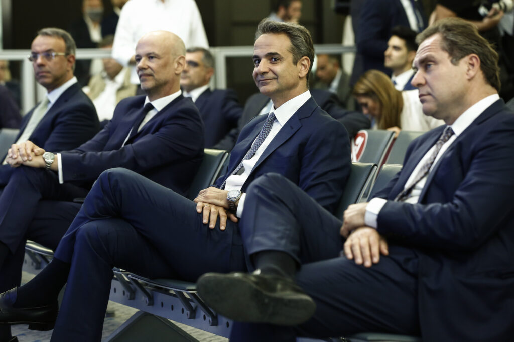 “Αν χρειαστεί πρόσθετη στήριξη της εργασίας δε θα διστάσουμε να τη δώσουμε”, τόνισε ο Κυρ. Μητσοτάκης.