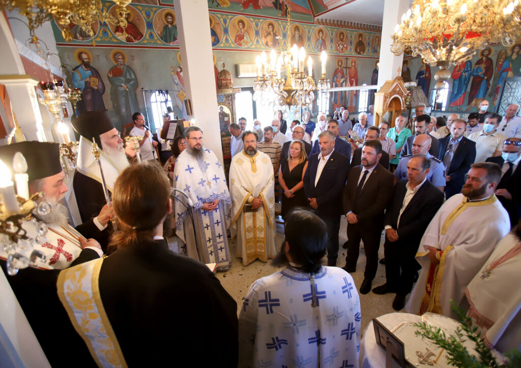 Μνημόσυνο για τα θύματα της φωτιάς στο Μάτι: “Θα παλεύουμε καθημερινά για να διαφυλάξουμε κάθε ανθρώπινη ζωή”, τόνισε ο Ν.Χαρδαλιάς