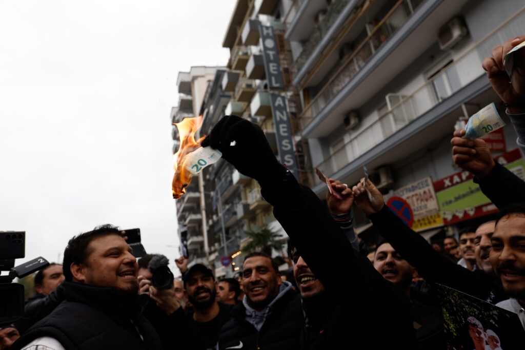 Διπλή εισαγγελική παρέμβαση για τον πυροβολισμό του 16χρονου και μετά από  απειλές των Ρομά για αντίποινα