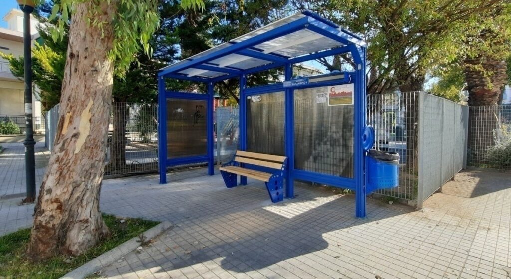 Καινούρια στέγαστρα σε 30 στάσεις της Δημοτικής Συγκοινωνίας του Δήμου Χαλανδρίου