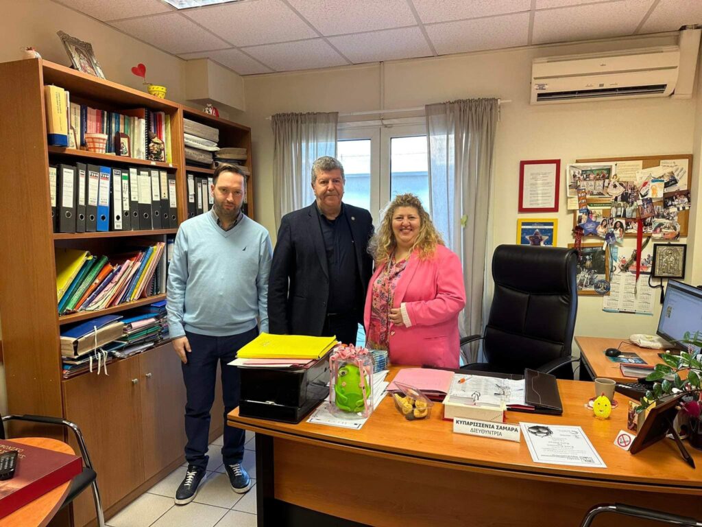 Δήμος Αιγάλεω: Πασχαλινή διανομή τροφίμων στο Κοινωνικό Παντοπωλείο και στις ενορίες, καθώς και στον Σύλλογο Γονέων και Κηδεμόνων ΑμεΑ Δυτικής Αττικής «Η Ελπίδα»