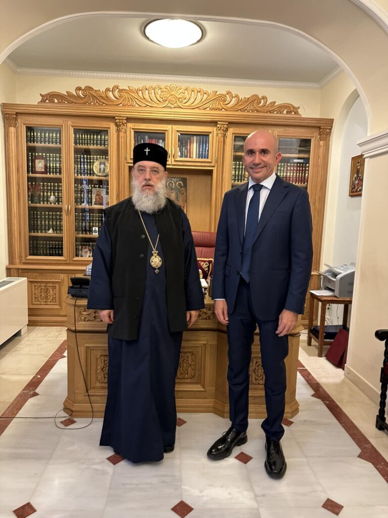 Δήμος Λυκόβρυση – Πεύκη: Ο Γρηγόρης Λέων ζήτησε και πήρε την ευλογία του Μητροπολίτη Κύριλλου