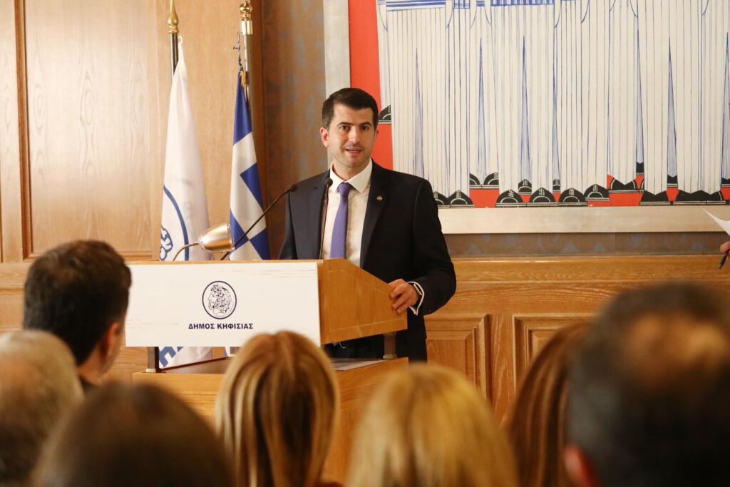 ΚΟΠΗ ΠΙΤΑΣ ΔΗΜΟΥ ΚΗΦΙΣΙΑΣ: Το στρατηγικό πλάνο των 120 πρώτων ημερών διοίκησης του παρουσίασε ο Δήμαρχος Βασίλης Ξυπολυτάς