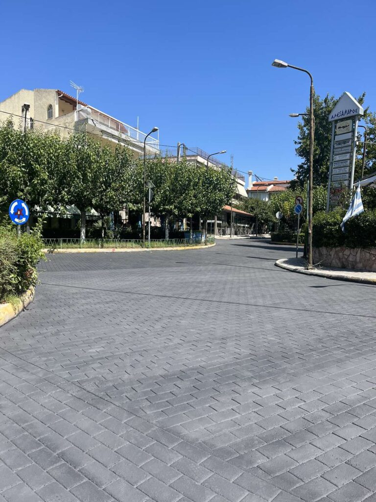 Δήμος Διονύσου: Ολοκληρώθηκε η αισθητική και λειτουργική αναβάθμιση της Κεντρικής Πλατείας της Δημοτικής Ενότητας Άνοιξης
