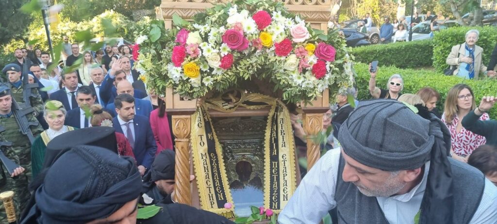 Με κάθε επισημότητα η υποδοχή της Ιεράς Εικόνας της Παναγίας Σουμελά για πρώτη φορά στην Κηφισιά