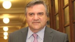 Παραιτήθηκε από το ΠΑΣΟΚ-ΚΙΝΑΛ ο πρώην υπουργός Χάρης Καστανίδης