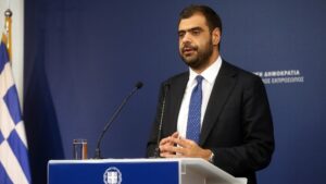 Π. Μαρινάκης: Ιστορικό ορόσημο για την οικονομία μας η αφαίρεση της Ελλάδας από τον κατάλογο των χωρών με μακροοικονομικές ανισορροπίες, από την Κομισιόν