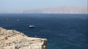 Ορμούζ: Αυξήθηκε η κυκλοφορία των πλοίων στα Στενά λίγες ώρες μετά την υπογραφή της προκαταρκτικής συμφωνίας