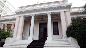 Σύνοδος κορυφής ΝΑΤΟ – Κυβερνητικές πηγές: Η Ελλάδα στην πρώτη γραμμή της συλλογικής άμυνας