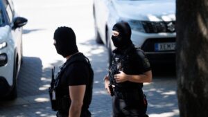 Δίωξη για 5 κακουργήματα στους 3 συλληφθέντες, διώκονται για ανθρωποκτονία με ενδεχόμενο δόλο και τρομοκρατική οργάνωση