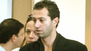 Πέθανε ο τραγουδιστής Δημήτρης Κόκοτας σε ηλικία 57 ετών