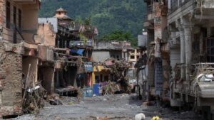 Νεπάλ: Τουλάχιστον 359 νεκροί και 1.300 αγνοούμενοι
