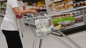 Με περισσότερους από 1.660 κωδικούς ξεκινάει την Δευτέρα η Εθνική Πρωτοβουλία Μείωσης Τιμών