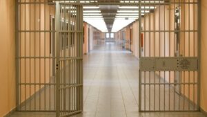 Νεκρό βρέφος στην Κυψέλη: Στη φυλακή οι τρεις κατηγορούμενοι για τα ναρκωτικά