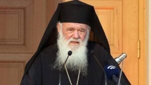 Αρχιεπίσκοπος Ιερώνυμος για Γ.Μαζωνάκη: Ο Γιώργος ήταν ένα παιδί του Θεού – Στάθηκε πάντα ανώνυμα και σιωπηλά σε όσους είχαν ανάγκη