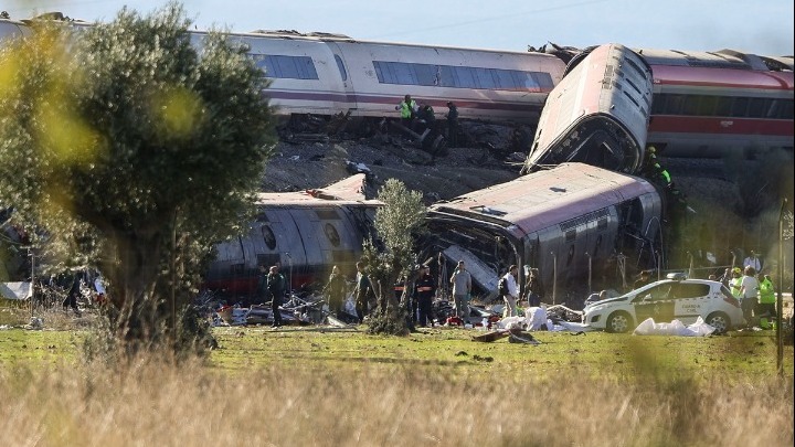 Ισπανία: Τουλάχιστον 10 νεκροί από σύγκρουση τρένων νότια της Μαδρίτης